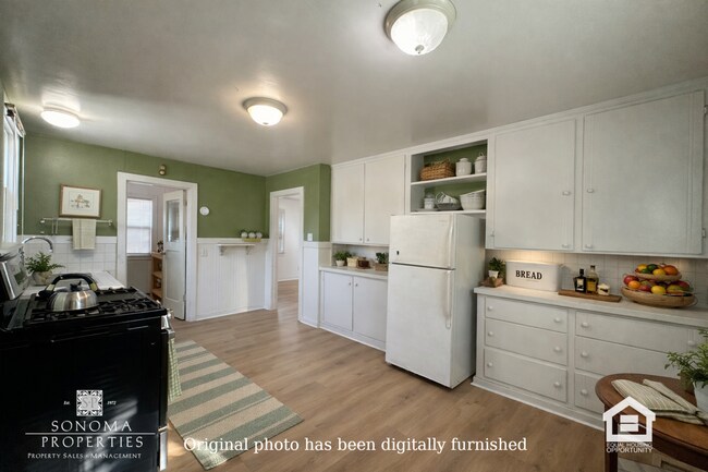 Foto del edificio - Charming Cottage, Close to Downtown/Plaza!