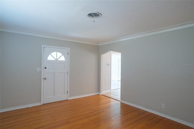 Foto del edificio - 3753 Benson Ave N
