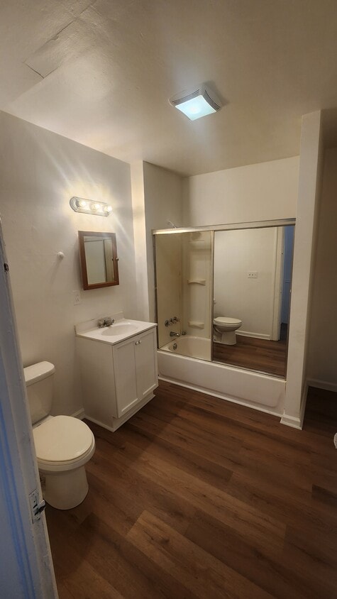 Foto del edificio - 123 Maple Ave