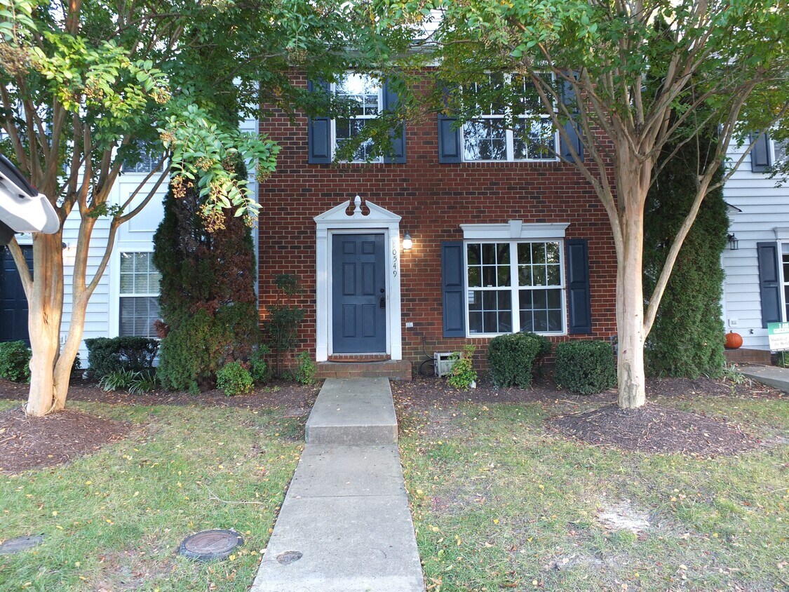 10549 Mountain Gate Way, Glen Allen, VA 23060 Townhome Rentals in Glen Allen VA