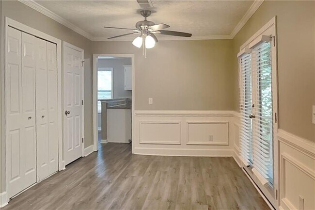 Foto del edificio - 335 Olde Bridge Way