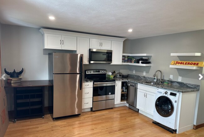 Foto del edificio - 14 Edgerly Pl