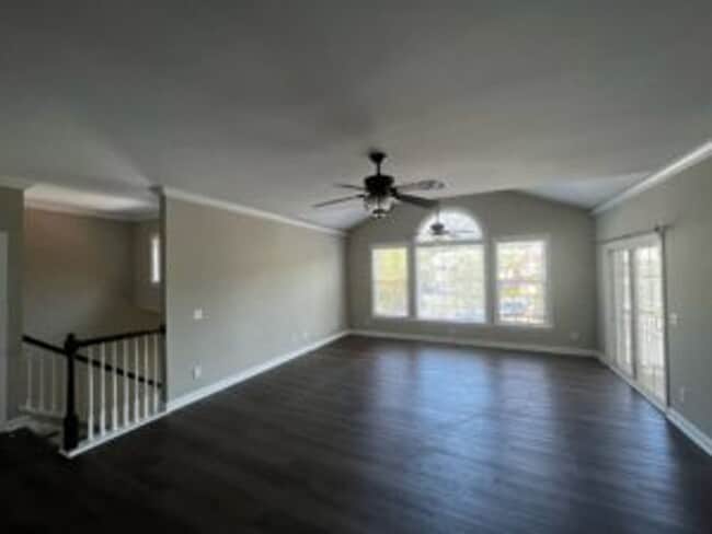 Foto del edificio - 1411 Belcourt Ln