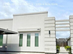 Building Photo - 1304 Alta Vista Dr