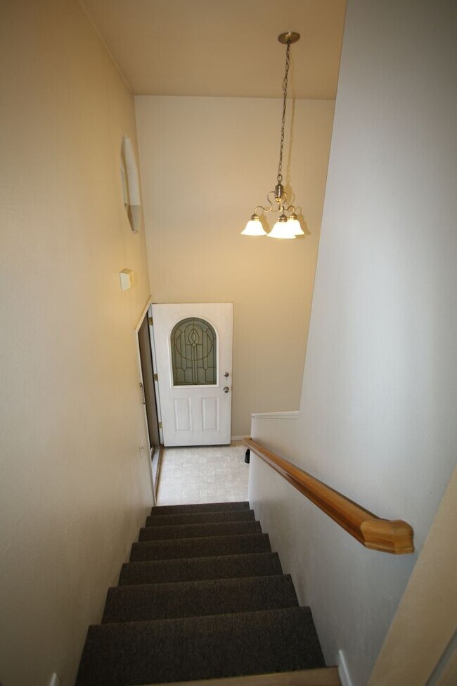 Foto del edificio - 3 Bedroom Eagle River Townhouse!