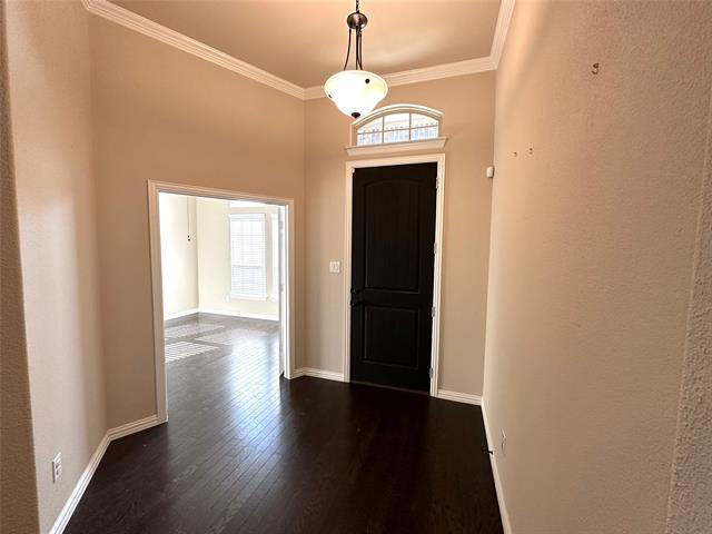 Building Photo - 5901 Canyon Oaks Ln