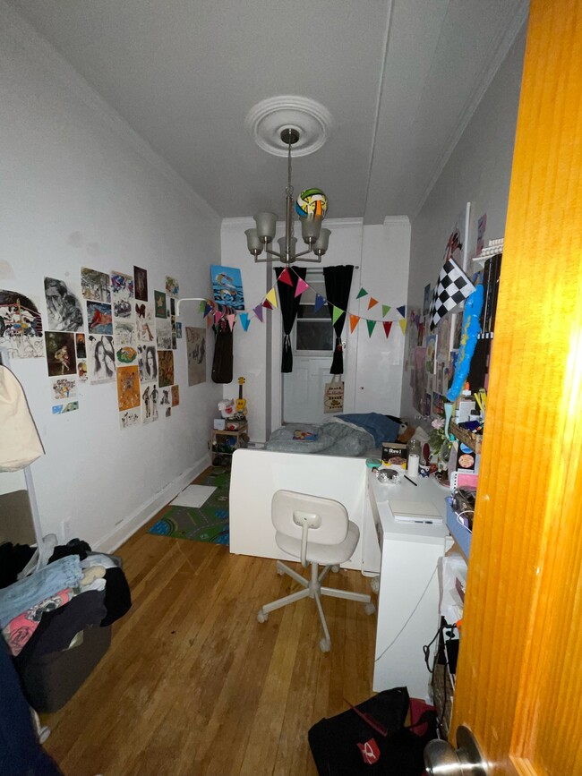 Building Photo - 3422 Rue Durocher