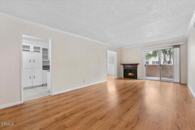 Primary Photo - 2386 E Del Mar Blvd