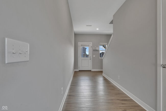 Building Photo - 76 Fernleaf Dr