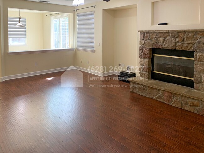 Building Photo - 2734 Macon Dr
