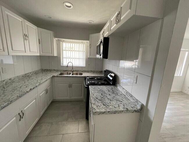 Foto del edificio - 1571 SE 23rd Ave