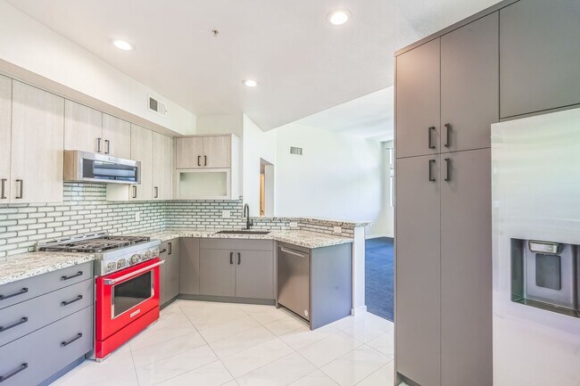 Foto del edificio - 2 Bed / 2 Bath Townhome at Biltmore, Palm ...