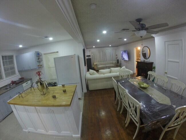 Foto del edificio - 4902 Coke Ave