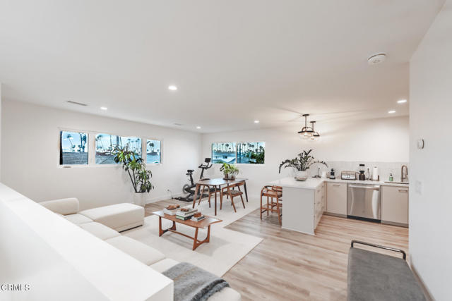 Foto principal - 2890 Sailor Ave