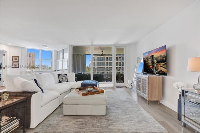 Building Photo - 1340 S Ocean Blvd