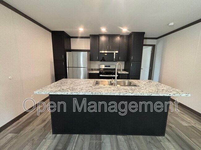Foto del edificio - 725 S 12th St
