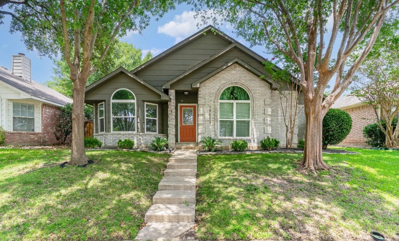 Primary Photo - 10678 Quest Dr