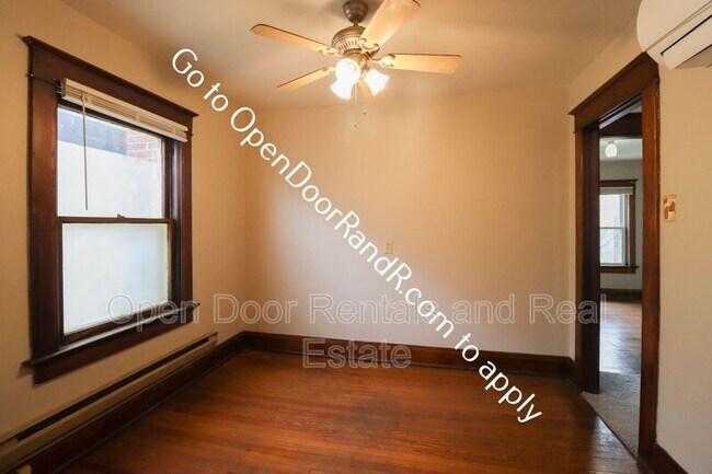 Foto del edificio - 919 Rivermet Ave
