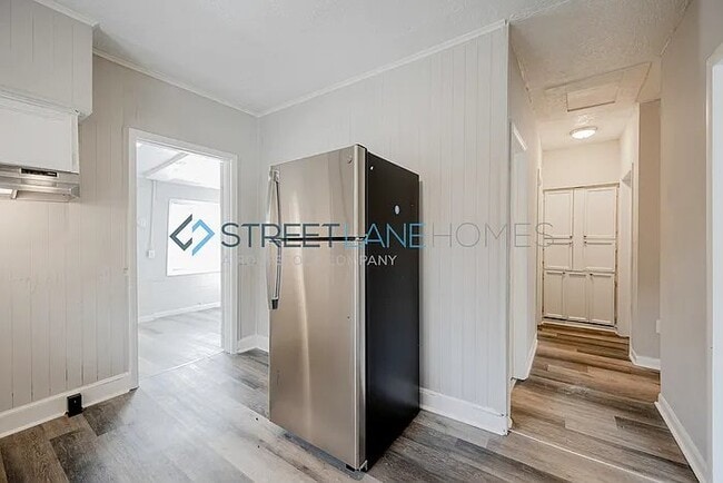 Foto del edificio - 2711 8th St