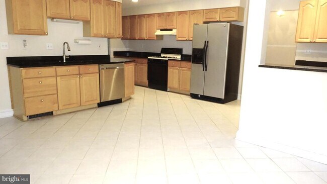 Foto del edificio - 9804 Broad St