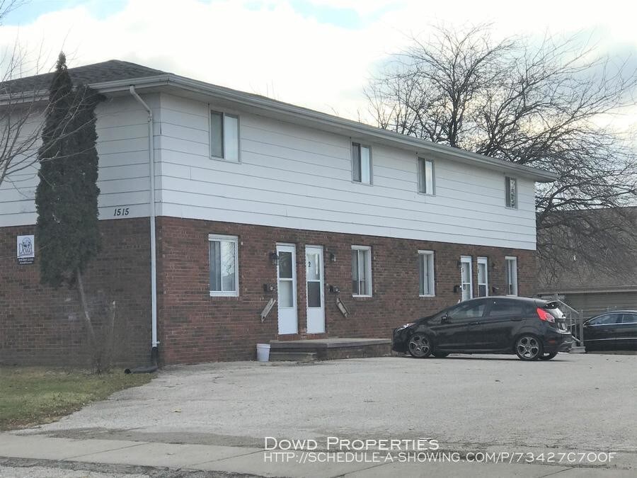Primary Photo - 1515 Woods Ave