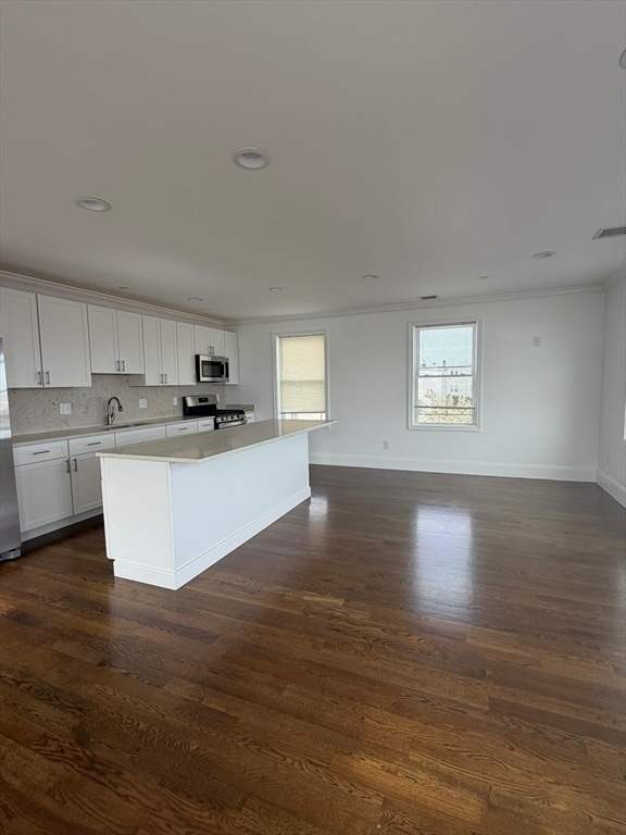 Foto del edificio - 375 Crescent Ave