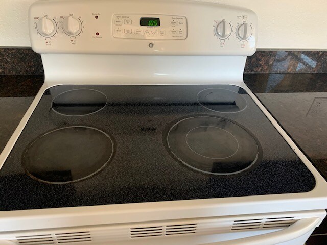 Foto del edificio - 255 11th St