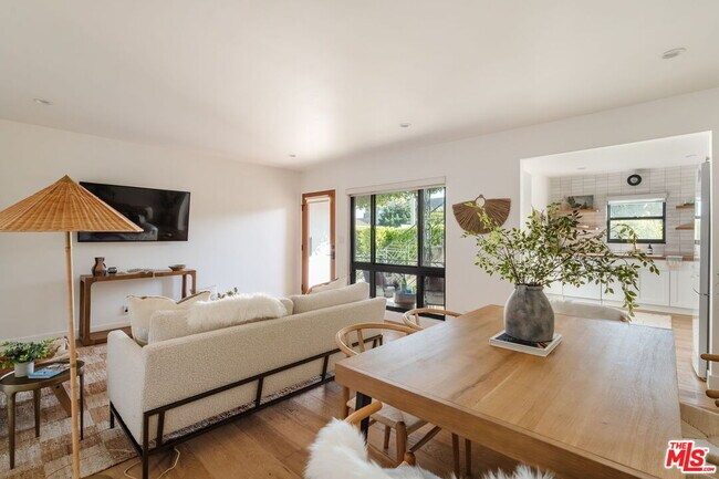 Building Photo - 1943 12th St