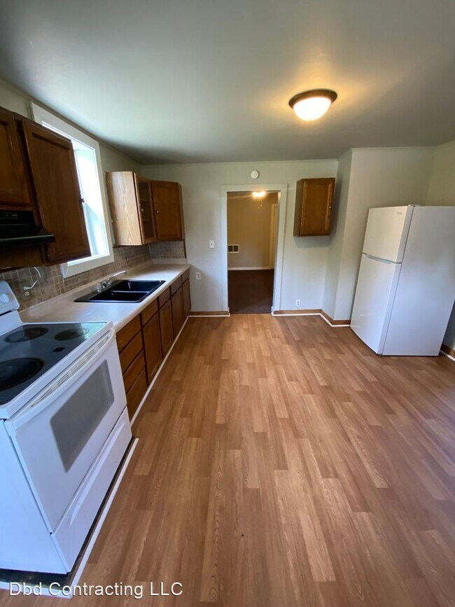 Building Photo - 3 br, 1 bath House - 1713 Hoagland Ave.