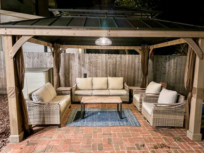 Foto del edificio - 407 E 34th St