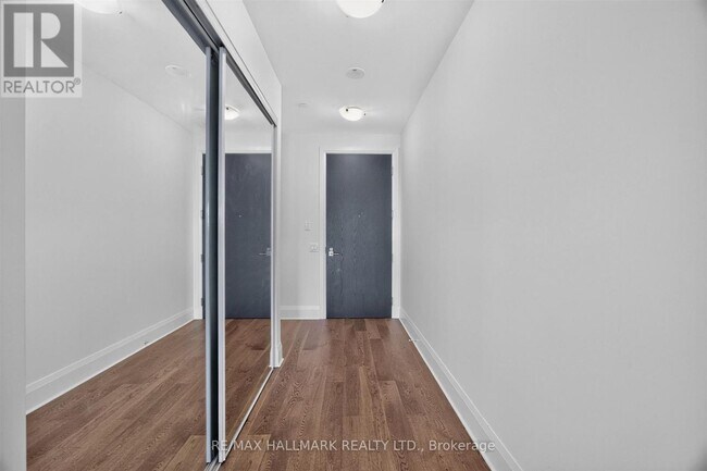 Photo du bâtiment - 151 Avenue Rd