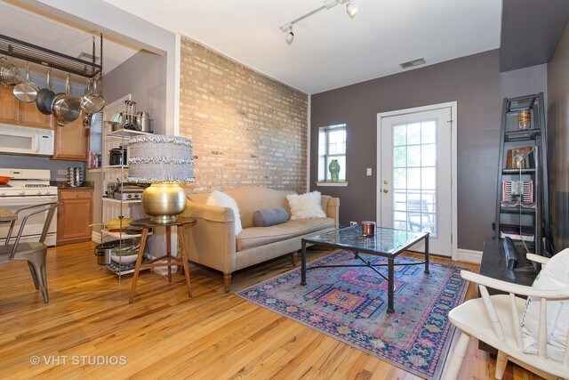 Foto del edificio - 2546 W George St