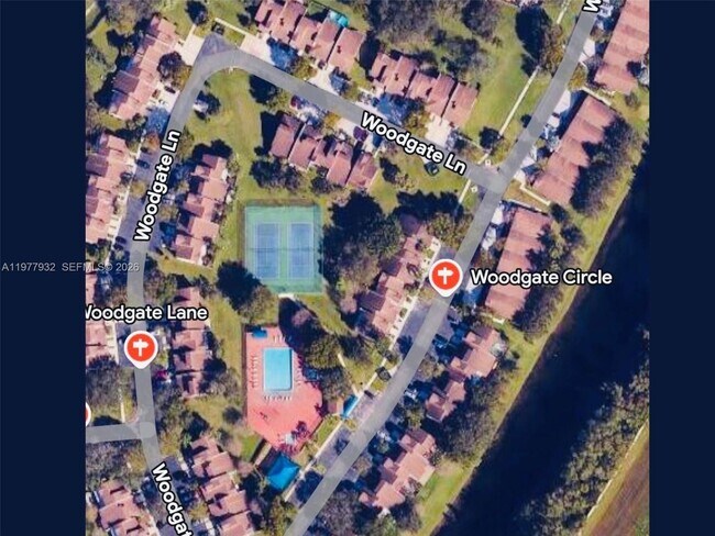 Building Photo - 614 Woodgate Cir