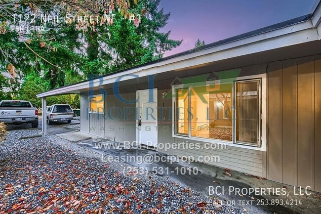 Building Photo - 1122 Neil St NE