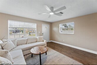 Building Photo - 4203 Rose Ave