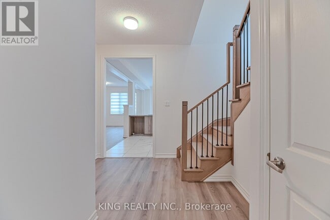 Building Photo - 1123 Denton Dr