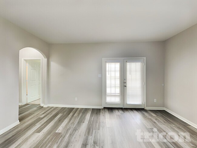 Foto del edificio - 11350 Luckey Ledge