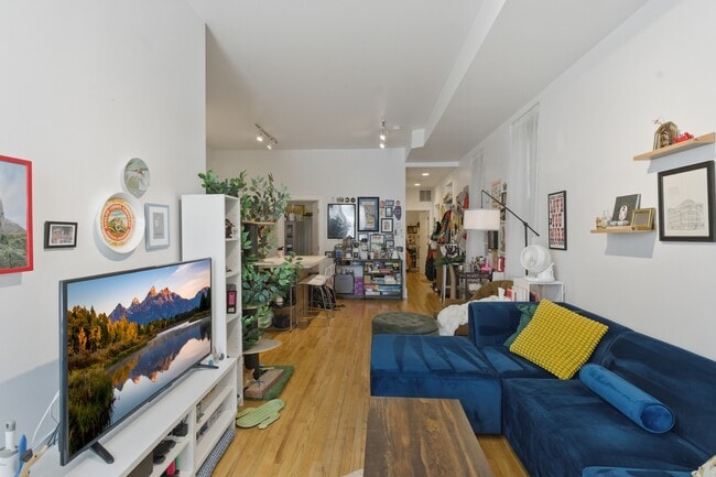 Foto del edificio - 1746 W Crystal St