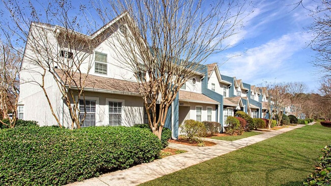 Building Photo - Faris Residences Newnan