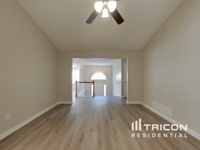 Building Photo - 2295 Telluride Dr