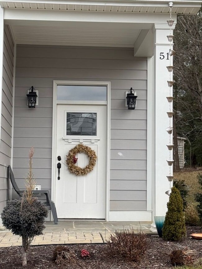 Building Photo - Spacious Home in Weatherburn