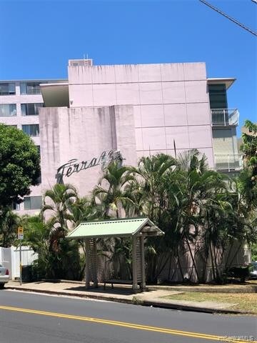 Building Photo - 1020 Green St