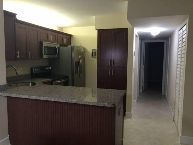 Building Photo - 202 Foxtail Dr