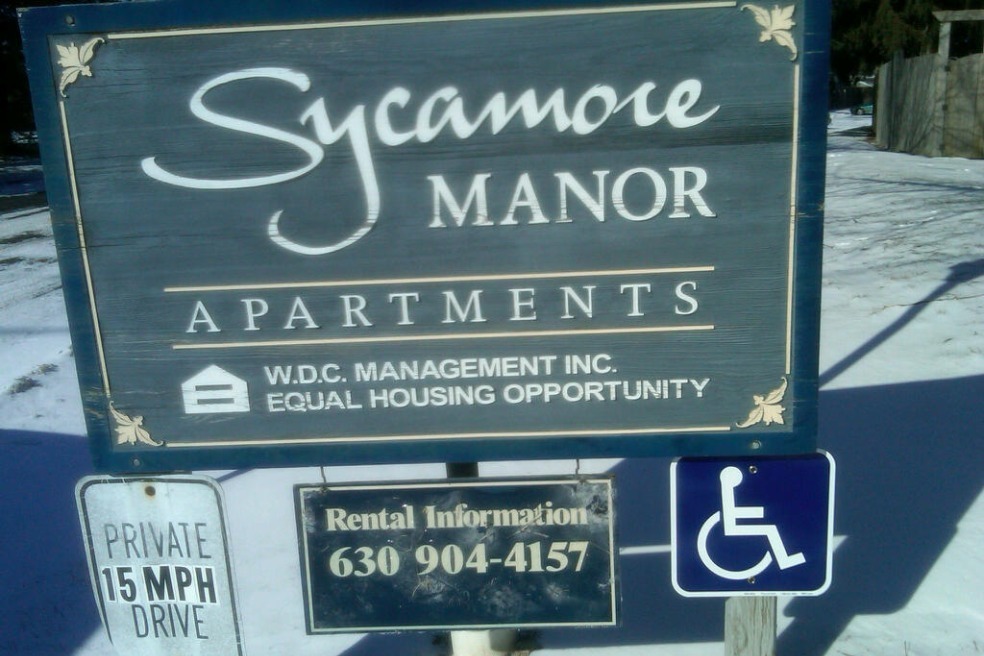 Primary Photo - Sycamore Manor
