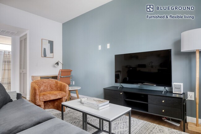 Foto del edificio - 3638 Motor Ave