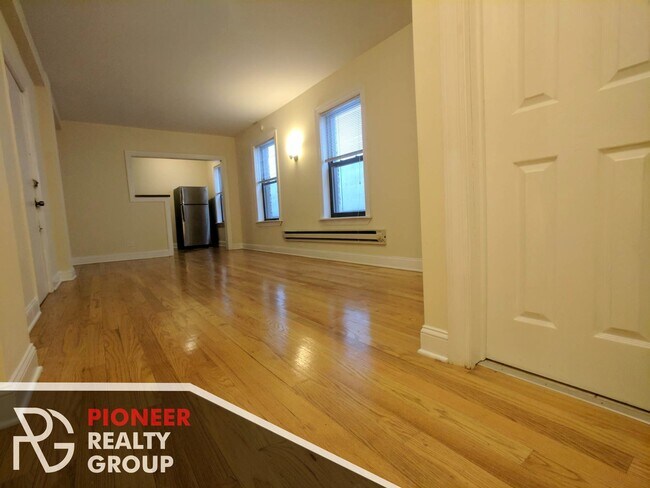Foto del edificio - 1347 N Dearborn