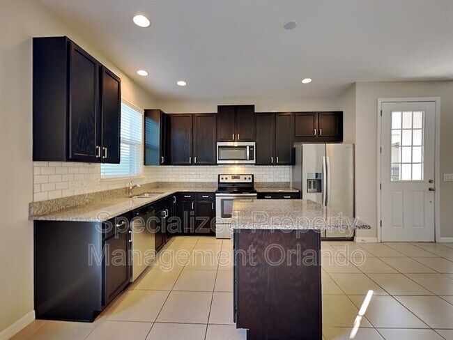 Building Photo - 3604 Brighton Park Cir