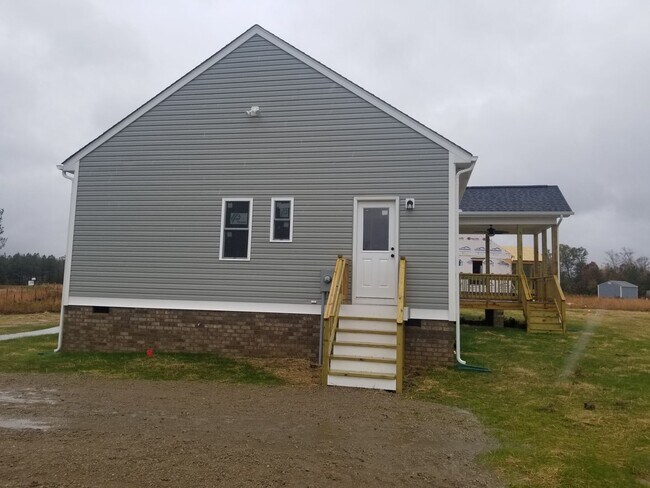 Foto del edificio - Beautiful Rancher in New Kent County!