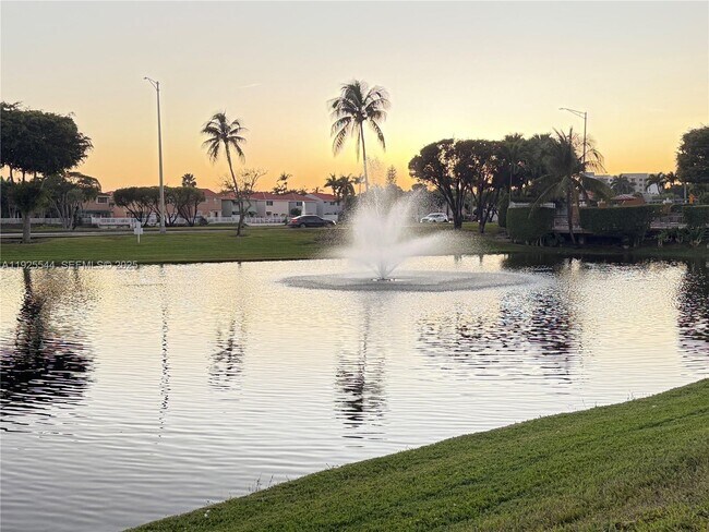 Foto del edificio - 8570 NW 3rd Ln