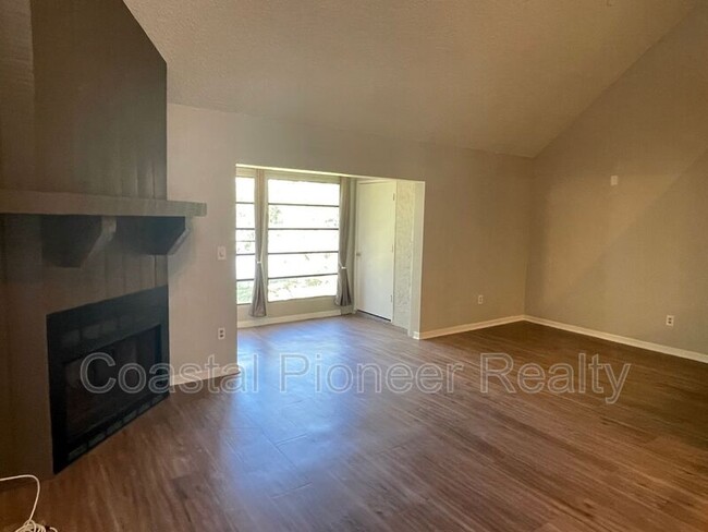 Building Photo - 5020 Puritan Cir